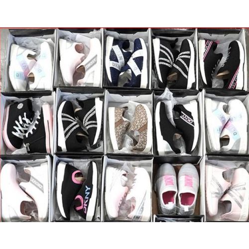 DKNY Wholesale sneakers assortment GIRLS 50pcs.