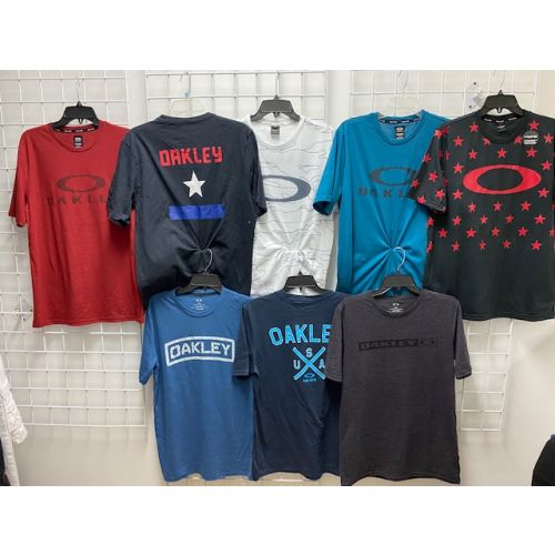 Oakley Wholesale mens s/s tees assortment 48pcs.