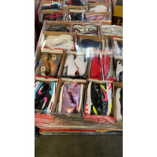 Nike Wholesale Sneaker Pallet 50pairs NIB mixed pallet